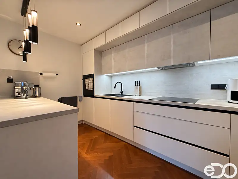Pronájem bytu 2+kk 64 m², Praha – náhled fotky 3