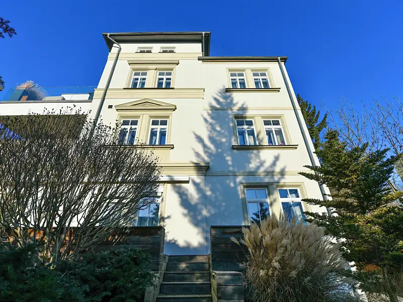 Prodej bytu 4+1 197 m², Praha – náhled fotky 3