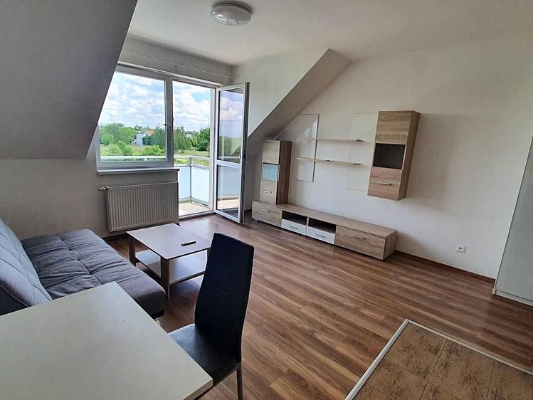 Квартира 1+kk на продаж, 35 м² (2 з 7)