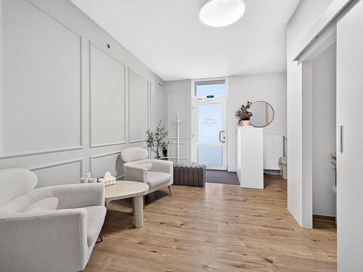 Prodej komerčního prostoru, 489 m² (12 z 73)