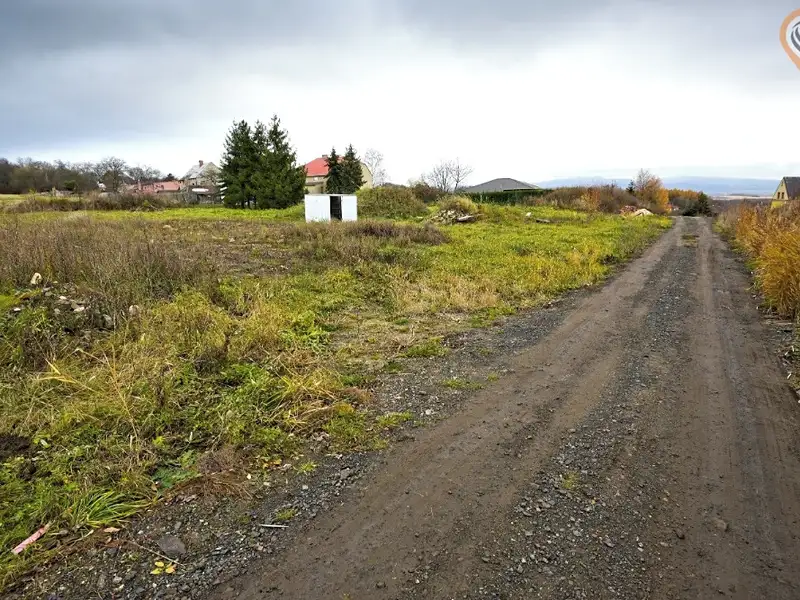 Prodej zahrady 419 m², Košťany – náhled fotky 1