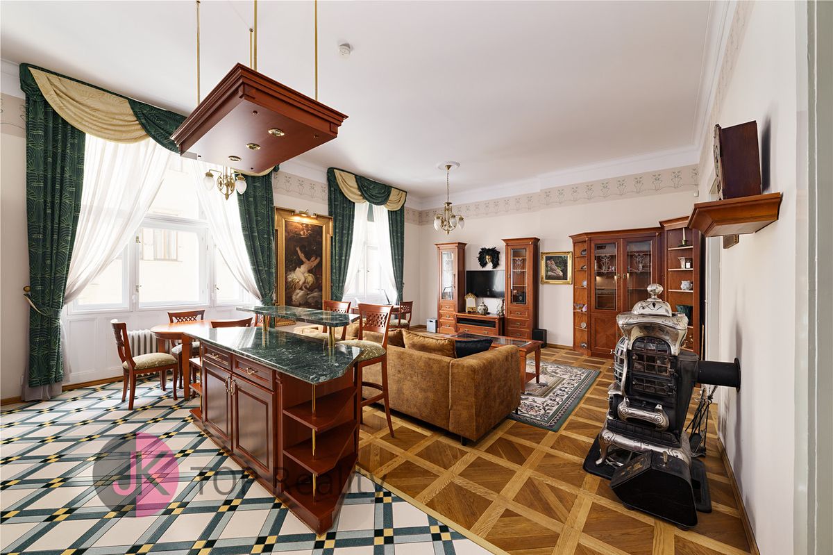 Pronájem bytu 2+kk 70 m², Praha – fotka 1 z 3