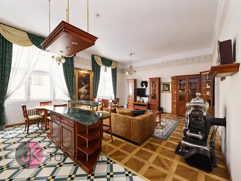 Pronájem bytu 2+kk 70 m², Praha – náhled fotky 1