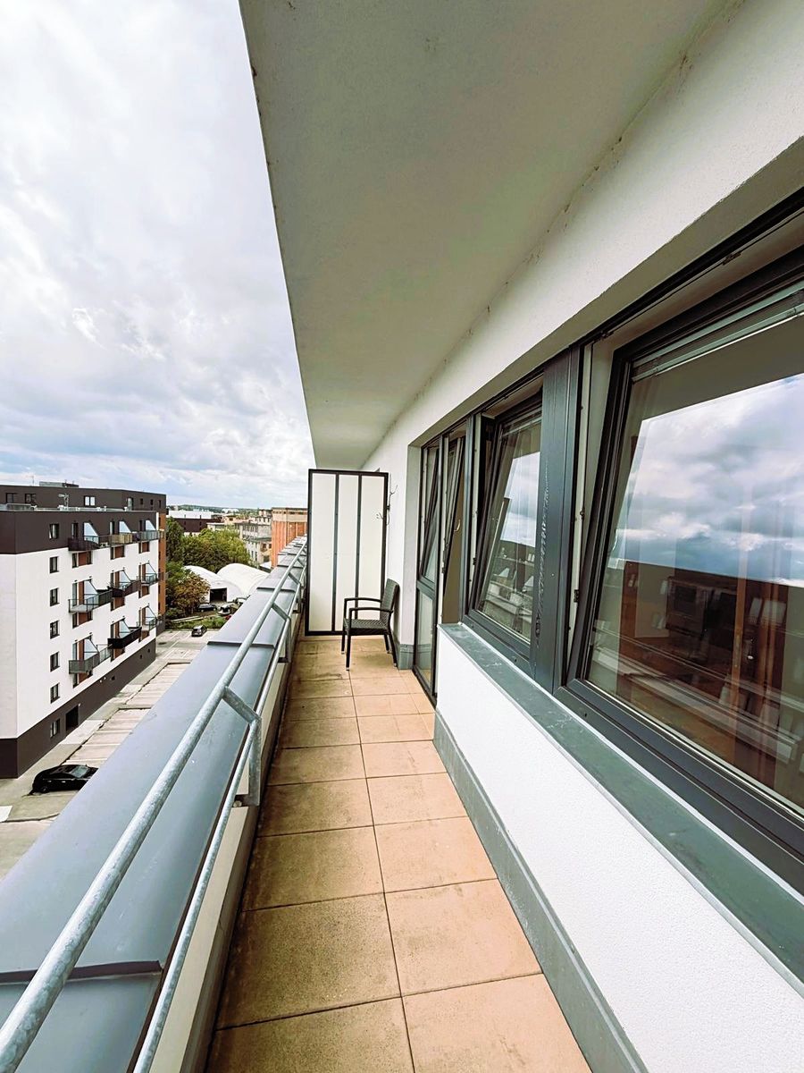 Pronájem bytu 1+kk 30 m², Pardubice – fotka 1 z 3