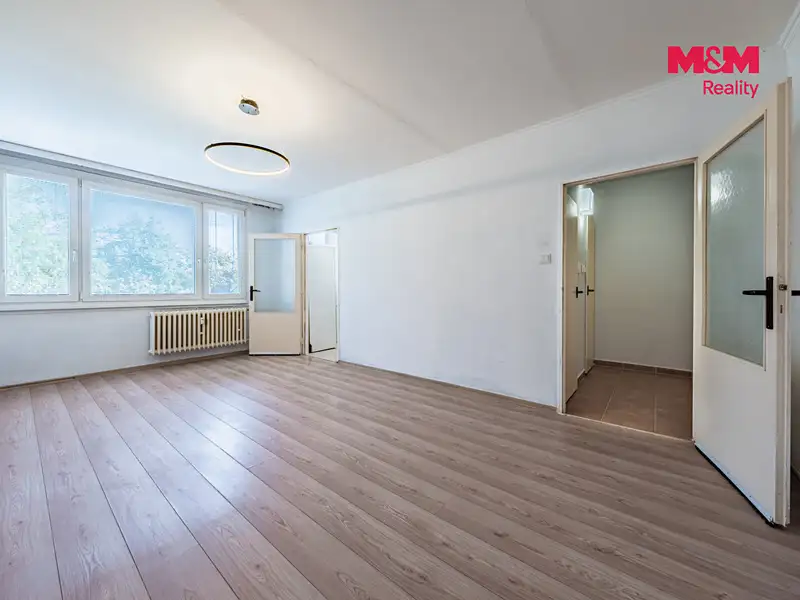 Pronájem bytu 1+1 34 m², Praha – náhled fotky 2