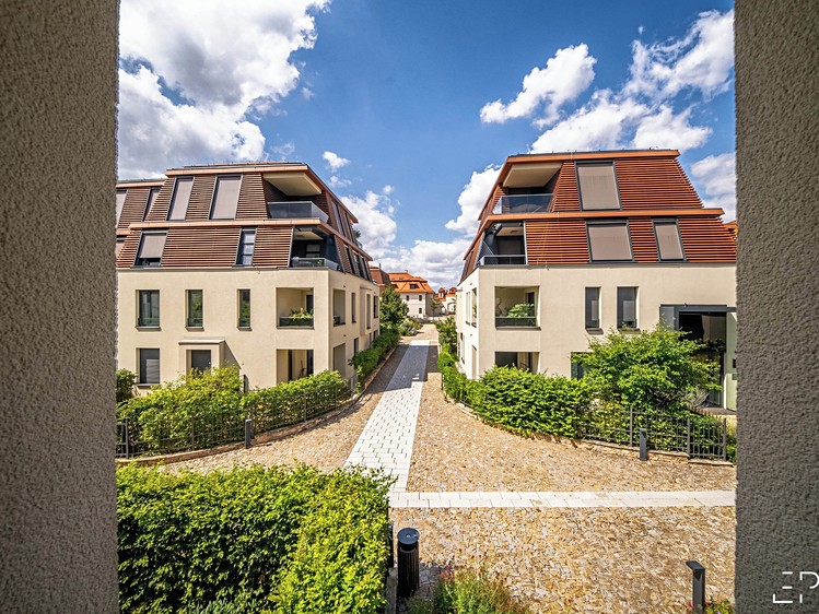 Pronájem bytu 3+kk, 95 m² (15 z 26)