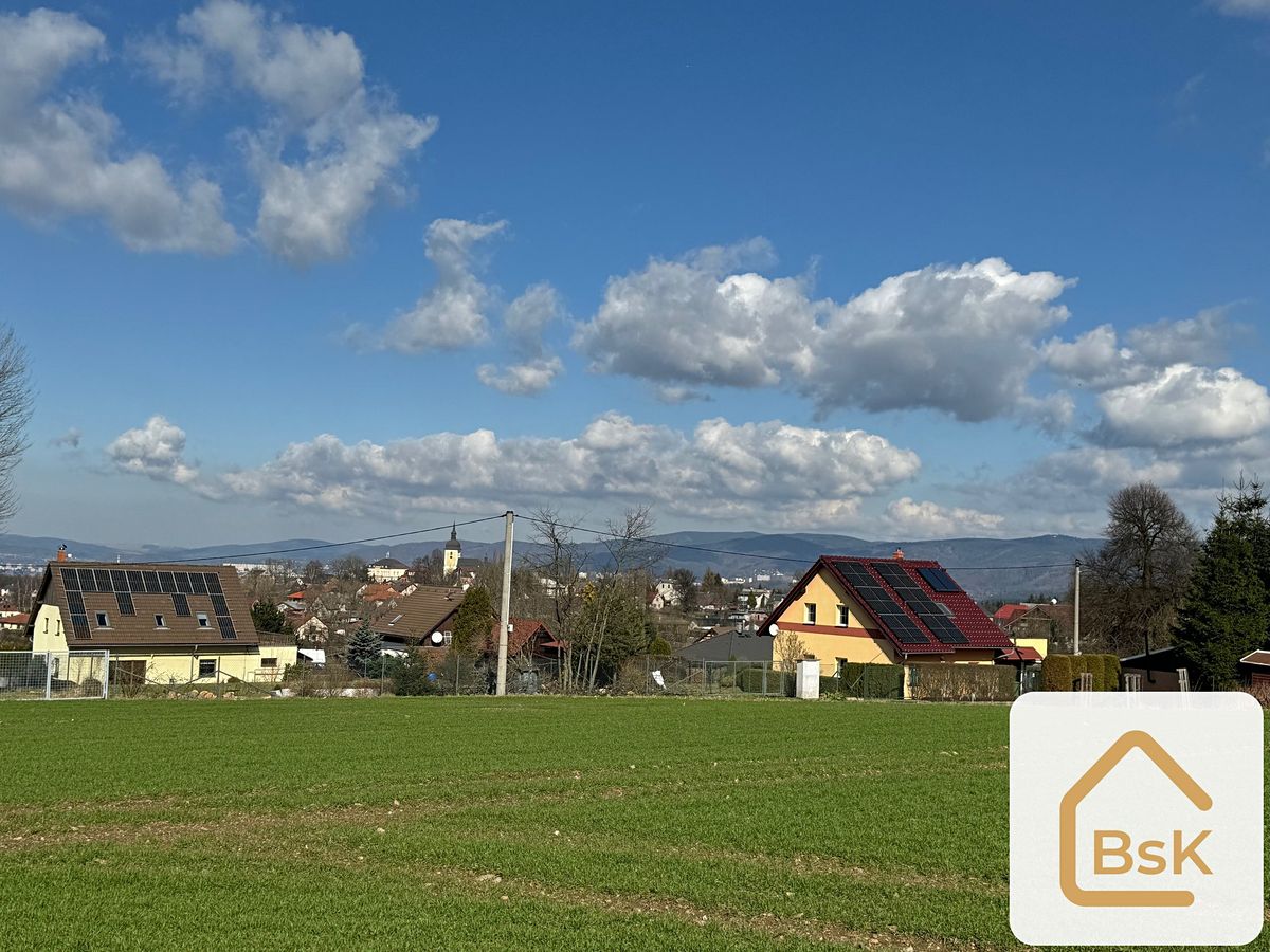 Prodej stavebního pozemku 1050 m², Dlouhý Most – fotka 1 z 3