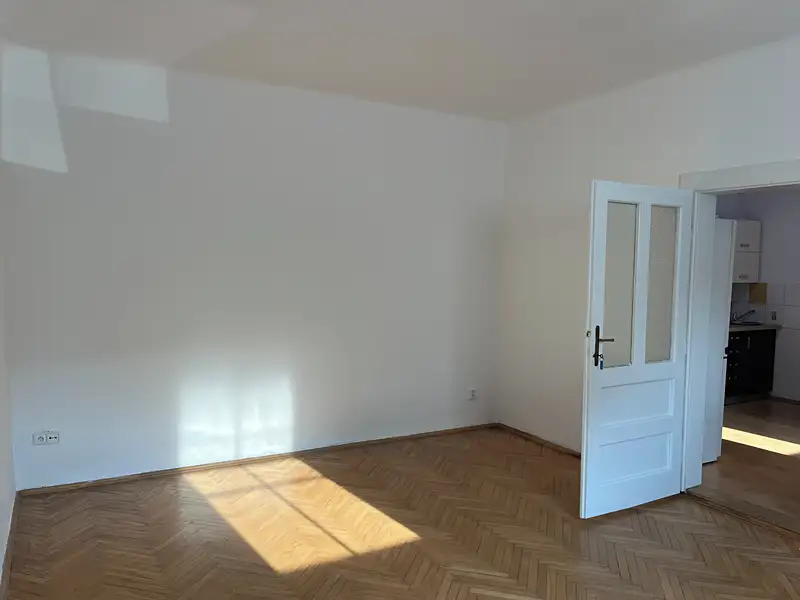 Pronájem bytu 2+kk 51 m², Praha – náhled fotky 1