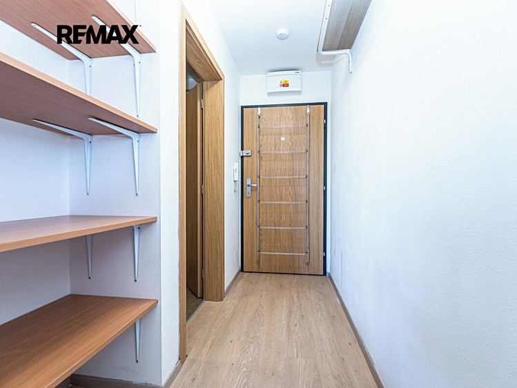 Wohnung 1+kk zur Miete, 31 m² (8 von 23)