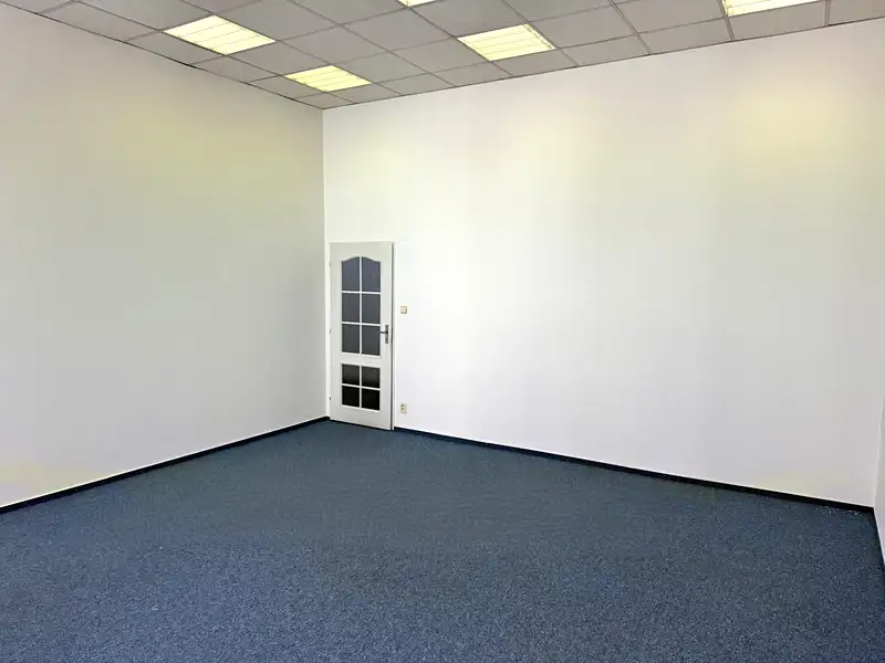 Pronájem kanceláře 30 m², Praha – náhled fotky 2