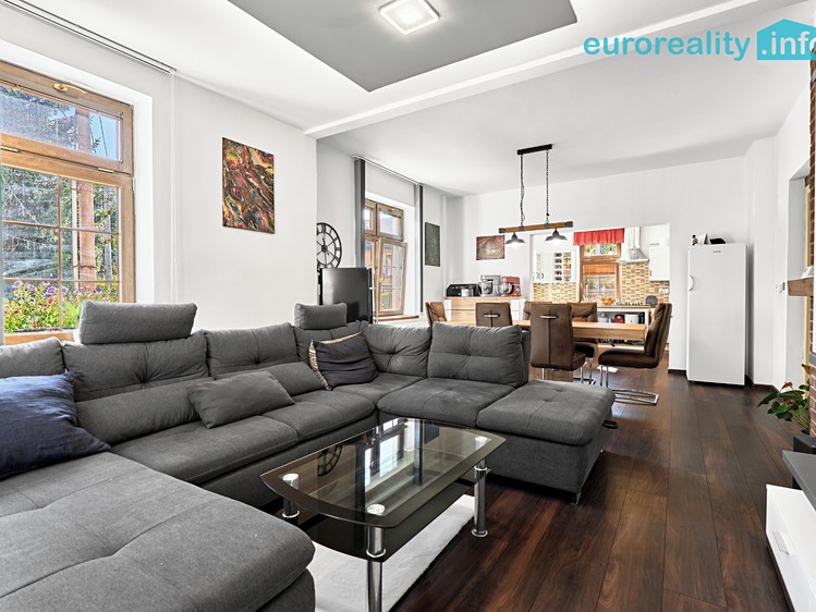 Prodej domu, 470 m² (6 z 31)