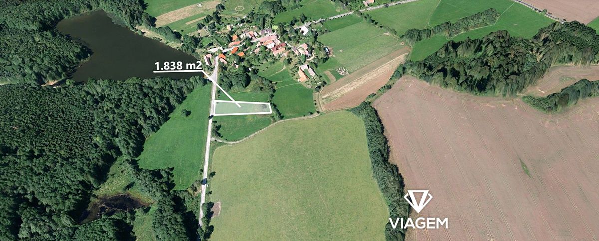 Prodej stavebního pozemku 1838 m², Borotín – fotka 1 z 3