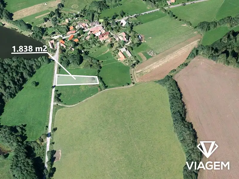 Prodej stavebního pozemku 1838 m², Borotín – náhled fotky 1