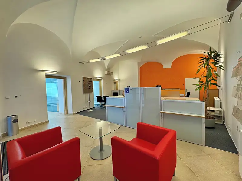 Pronájem obchodního prostoru 201 m², Olomouc – náhled fotky 3