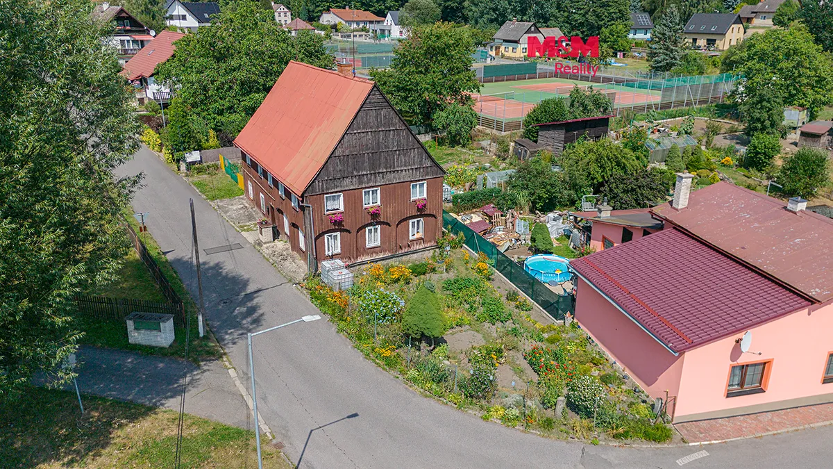 Prodej rodinného domu 180 m², pozemek 765 m²