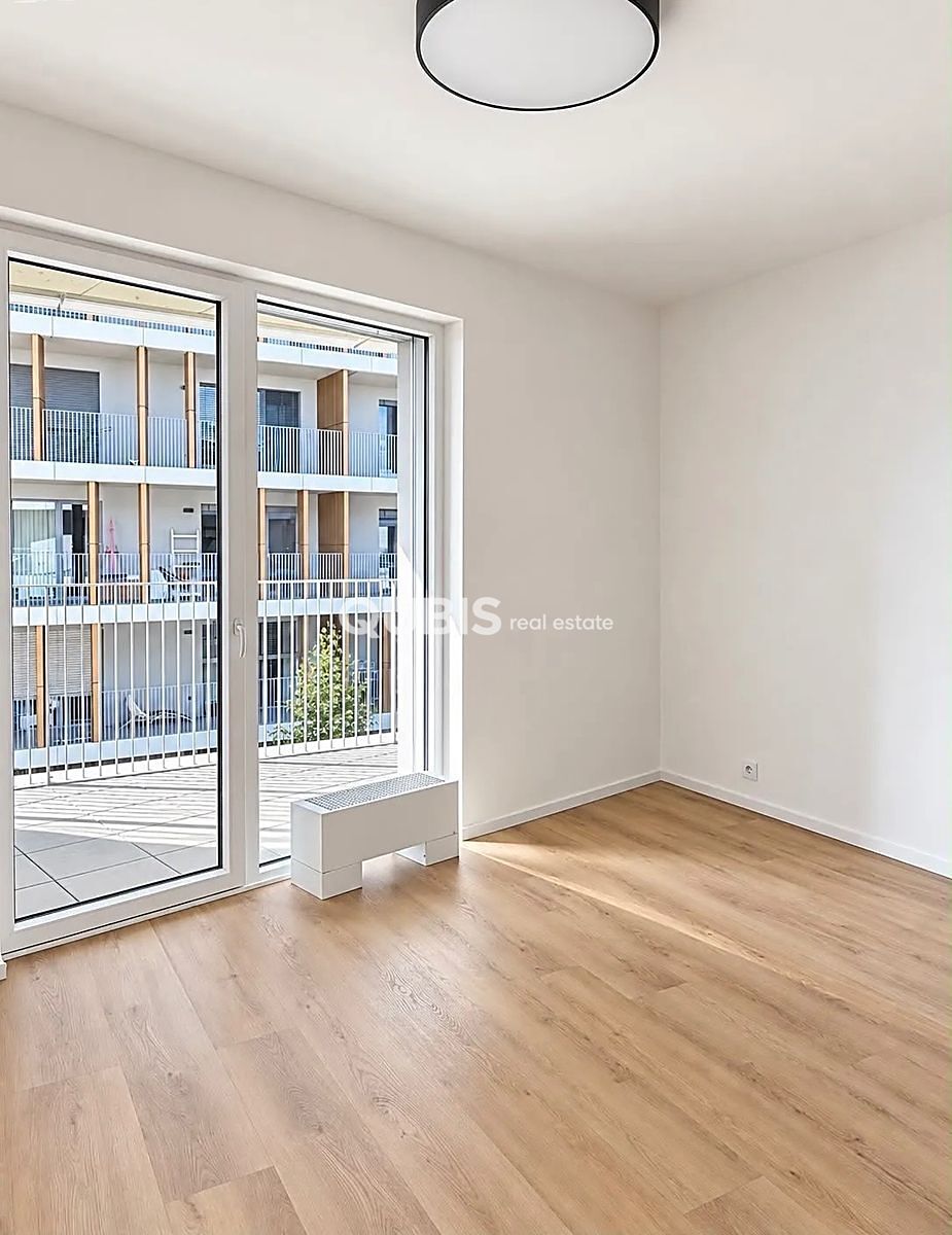 Pronájem bytu 2+kk 69 m² – fotografie 5