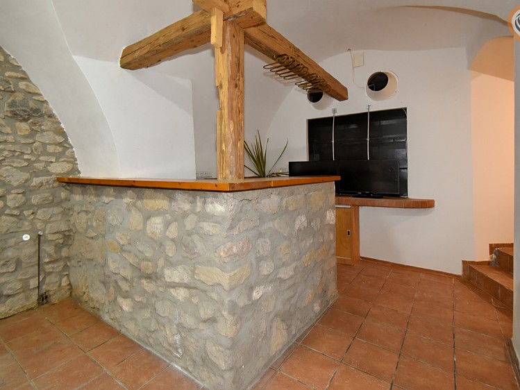 Комерційне приміщення на продаж, 1 000 м² (23 з 53)