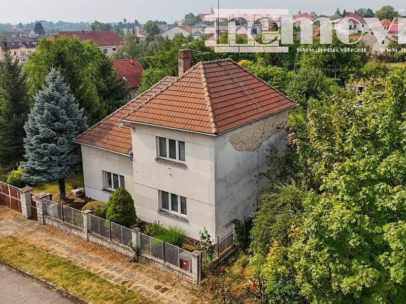 Prodej rodinného domu 153 m², pozemek 961 m², Týnec nad Labem – náhled fotky 2