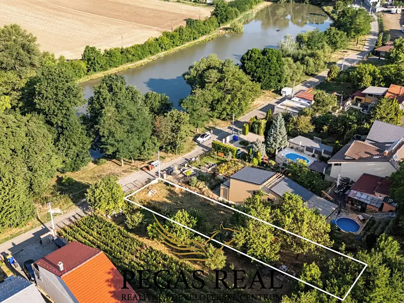 Prodej stavebního pozemku 390 m², Syrovice – náhled fotky 3