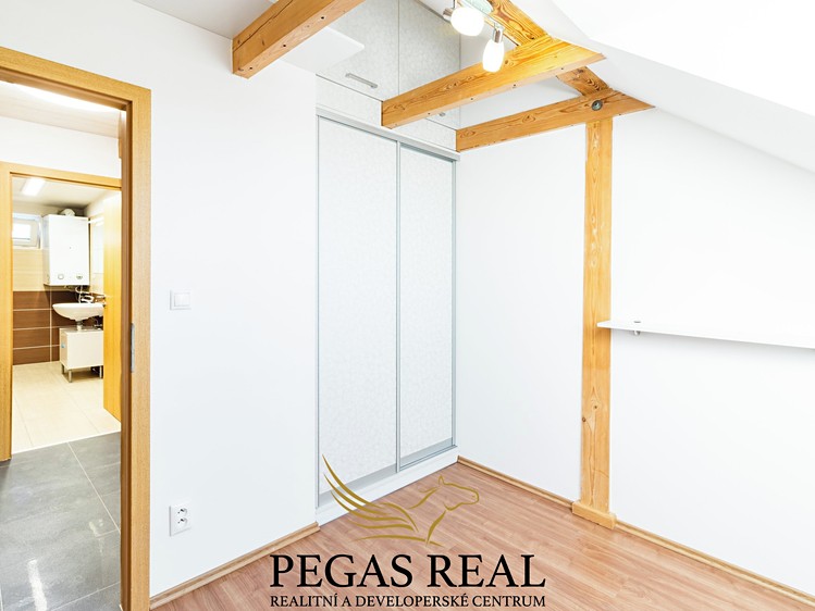 Prodej bytu 3+kk, 53 m² (9 z 17)