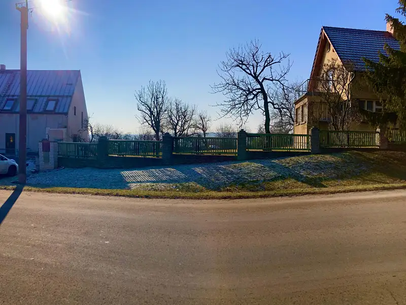 Prodej stavebního pozemku 1094 m², Panenský Týnec – náhled fotky 3