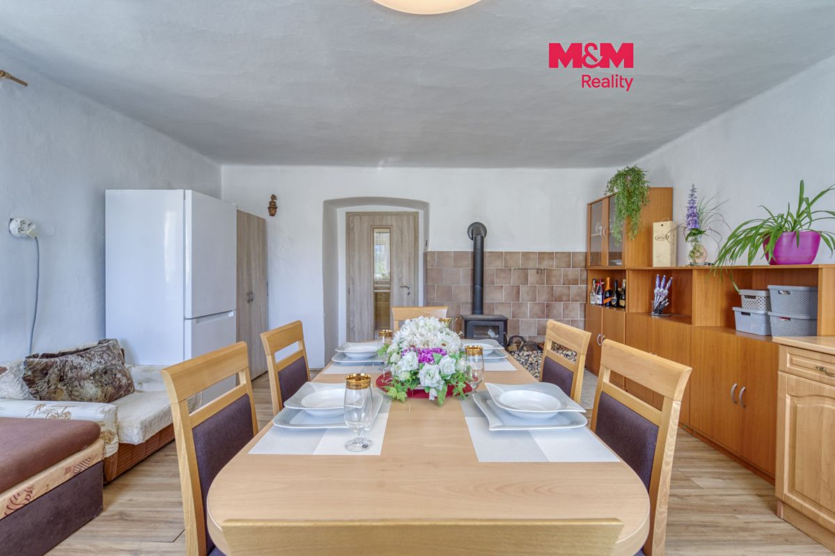 Prodej rodinného domu 67 m², pozemek 413 m², Zavlekov – fotka 1 z 3