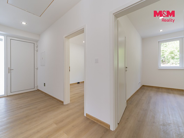 Prodej domu, 77 m² (9 z 30)
