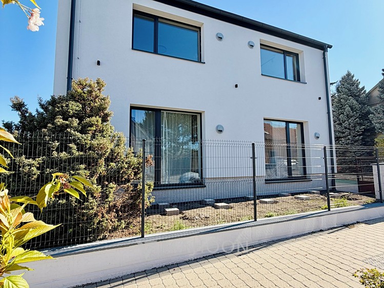Квартира 2+kk в оренду, 64 м² (14 з 16)