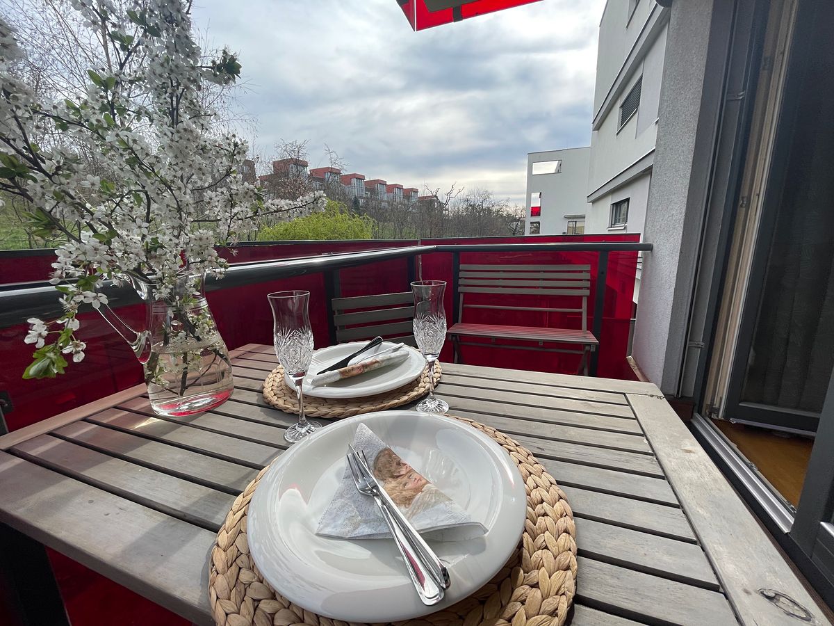 Pronájem bytu 1+kk 52 m² – fotografie 3