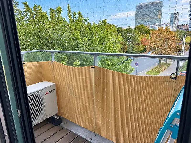Pronájem bytu 1+kk 36 m², Praha – náhled fotky 2
