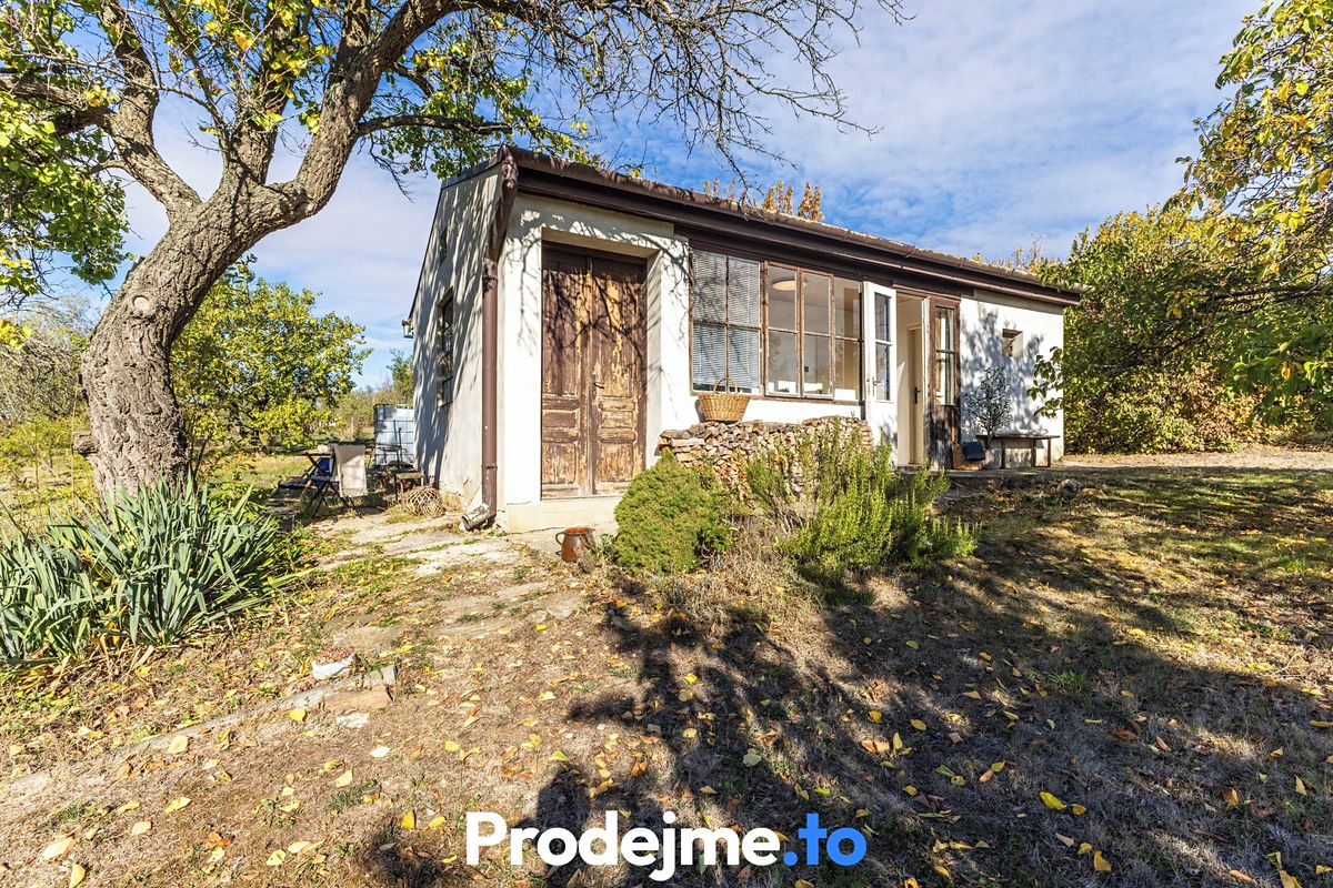 Prodej zahrady 1922 m², Znojmo – fotka 1 z 3
