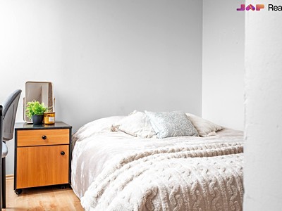 Квартира 4+kk на продаж, 130 м² (3 з 26)