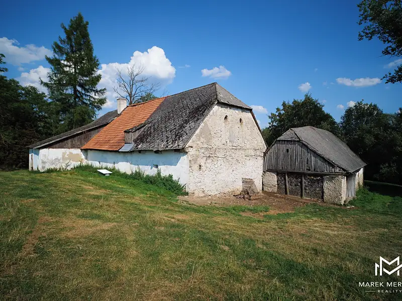 Prodej zemědělské usedlosti 370 m², pozemek 1852 m², Horní Bradlo – náhled fotky 2