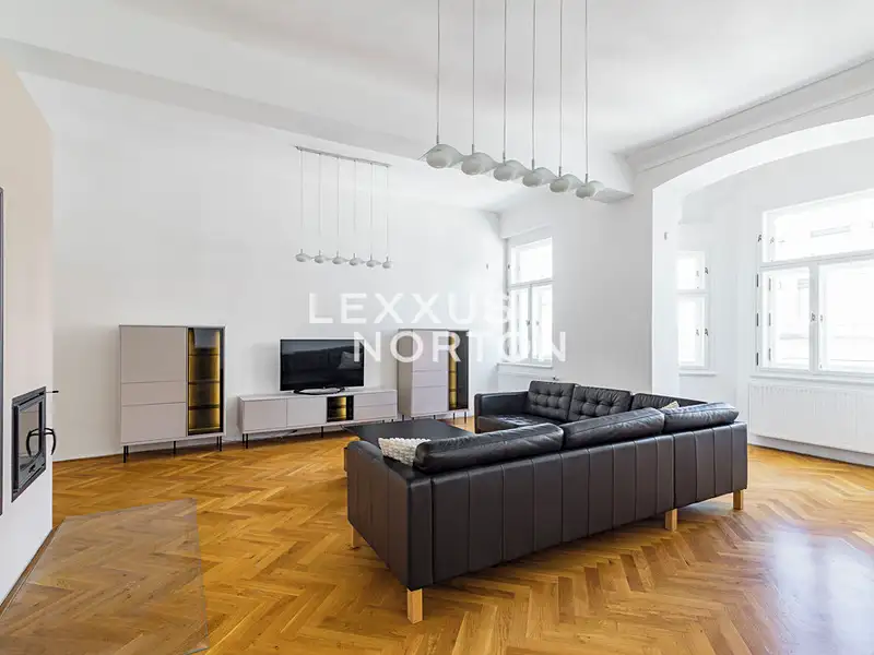 Pronájem bytu 4+kk 144 m², Praha – náhled fotky 2