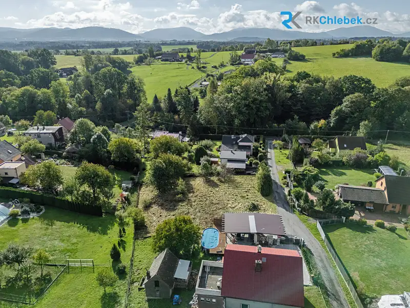 Prodej stavebního pozemku 1328 m², Bruzovice – náhled fotky 2