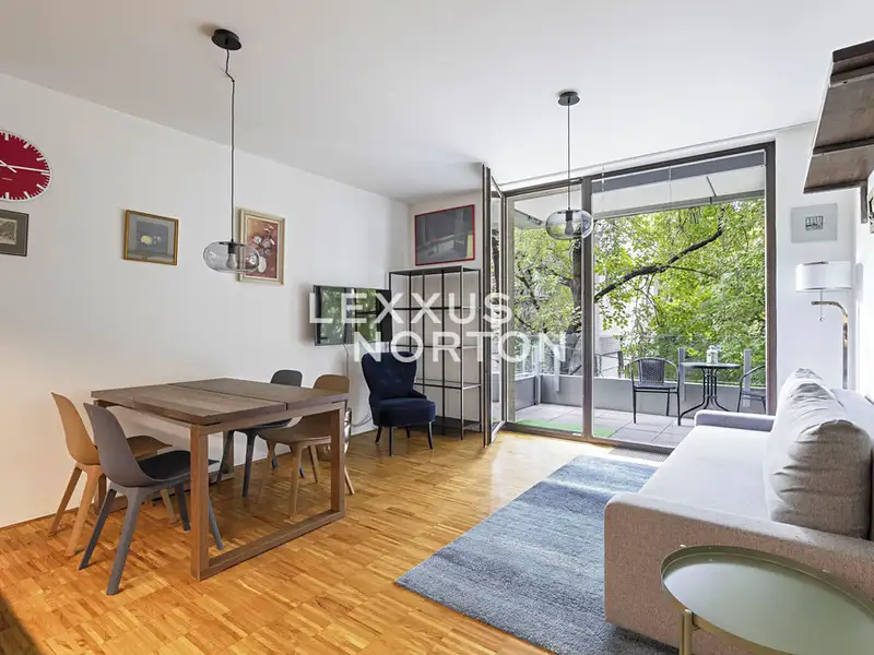 Pronájem bytu 2+kk 54 m², Praha – náhled fotky 1