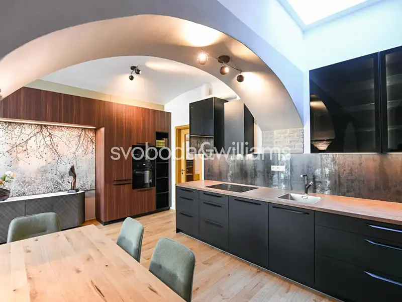 Pronájem bytu 2+kk 86 m², Praha – náhled fotky 3