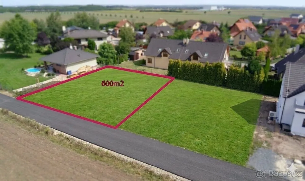 Prodej stavebního pozemku 600 m²