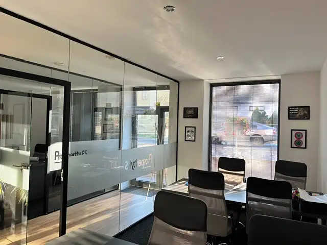 Pronájem obchodního prostoru 37 m², Rakovník – náhled fotky 2