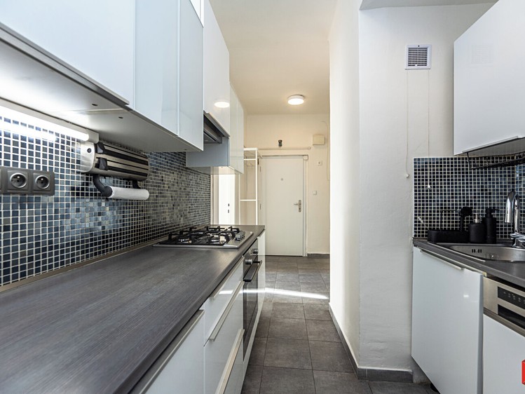 The 2+kk flat for rent, 44 m² (12 of 21)