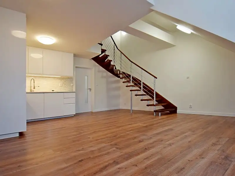 Pronájem bytu 3+kk 90 m², Praha – náhled fotky 2