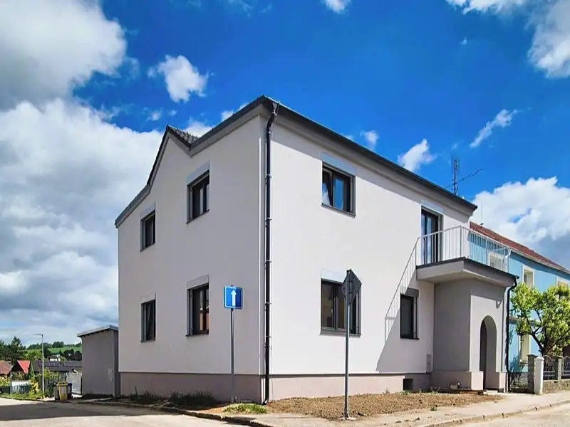 Prodej vícegeneračního domu 175 m², pozemek 349 m², Rudolfov – náhled fotky 1