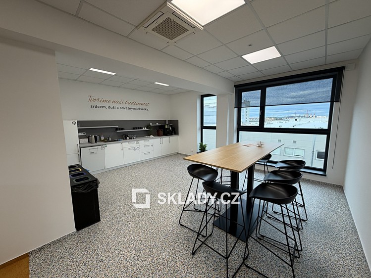 Комерційне приміщення в оренду, 640 м² (8 з 13)