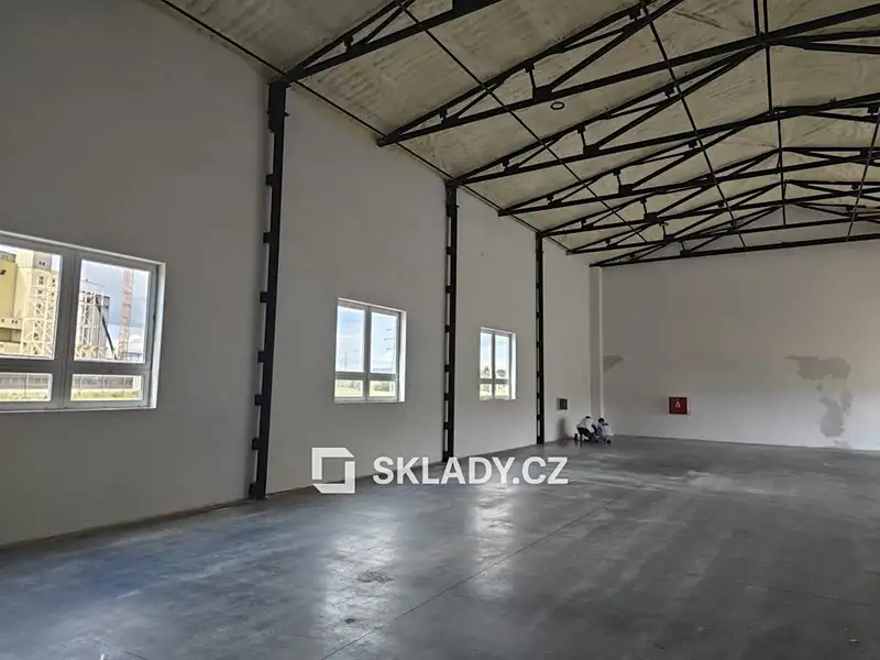 Pronájem skladového prostoru 446 m², Strakonice – náhled fotky 3