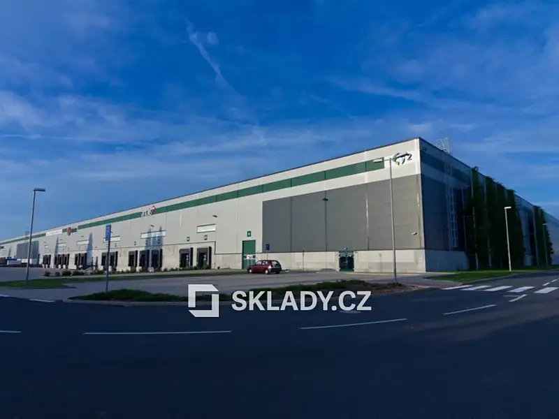 Pronájem skladového prostoru 5600 m², Úžice – náhled fotky 1