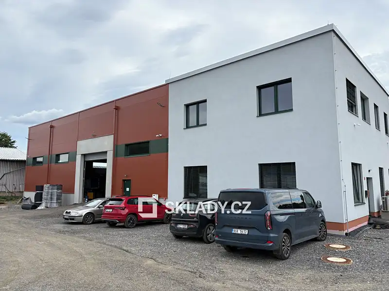Pronájem skladového prostoru 1000 m², Strančice – náhled fotky 1