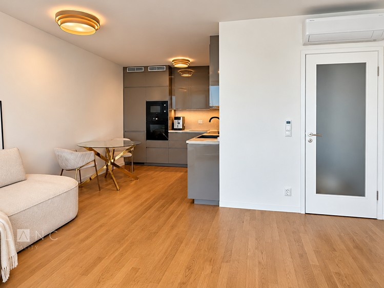 Pronájem bytu 2+kk, 60 m² (4 z 41)