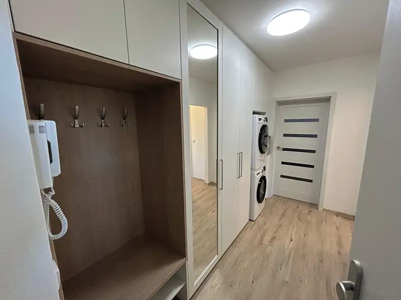Pronájem bytu 2+1 51 m², Praha – náhled fotky 3