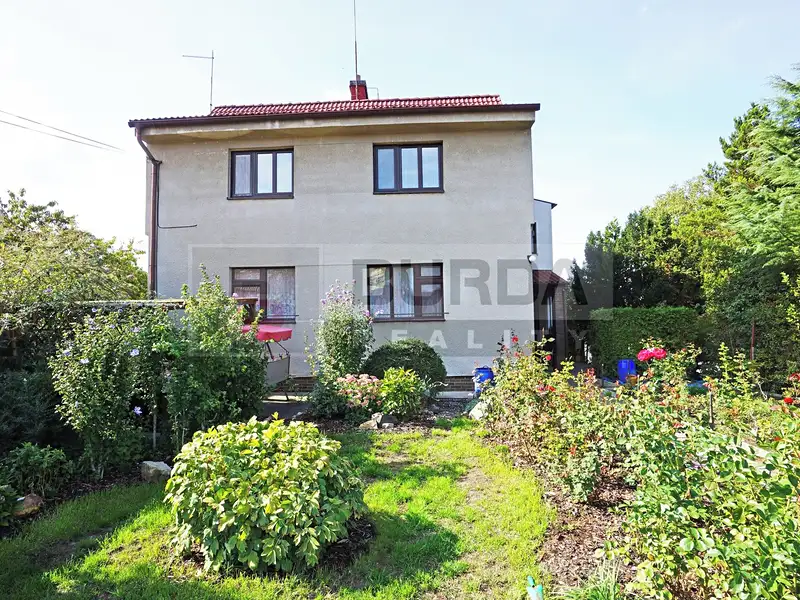 Prodej rodinného domu 190 m², pozemek 597 m², Neratovice – náhled fotky 1