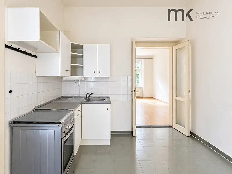 Prodej bytu 3+1 84 m², Praha – náhled fotky 2
